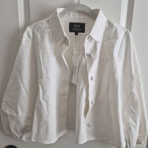 Elleandemm White Button-Up Shirt